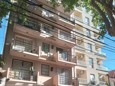 Depto en Venta en Florida, de 2 ambientes c/ cochera, apto crédito