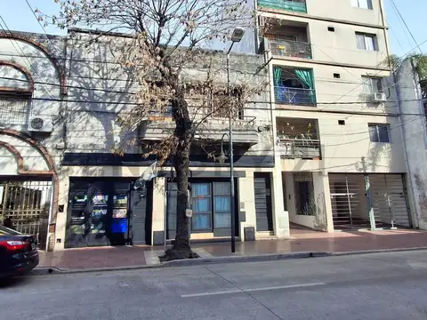 PH 5 AMB - APTO CREDITO - AL FRENTE EN PB CON COCHERA - SAN FERNANDO