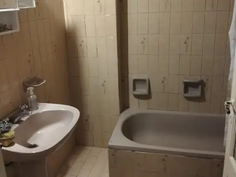 Depto Tipo Casa en Alquiler de 2 ambientes
