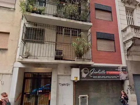 1 AMB AMPLIO - COCINA SEPARADA - BAÑO - BALCON