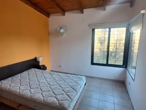 Casa de 4 Dormitorios - Gran Espacio Verde