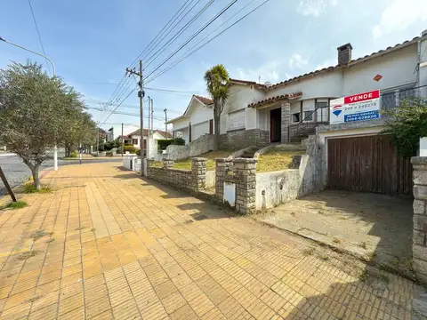 Avenida Monseñor D Andrea 100