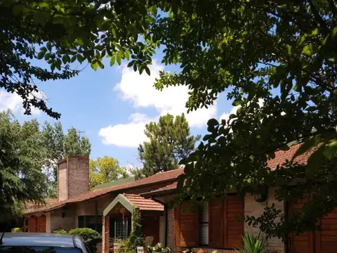 Casa / Chalet en Venta en Yei Porá. con Casa de huéspedes. 