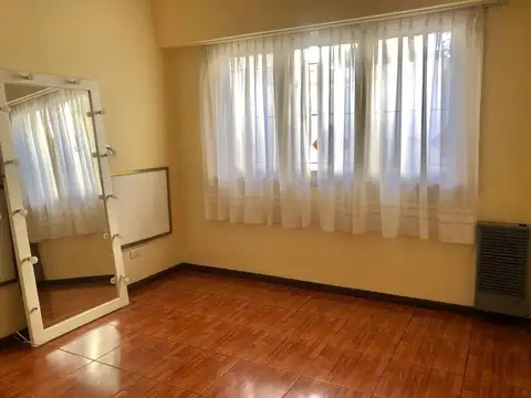 ph 3 amb. en planta baja zona Aldrey