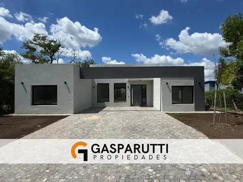 Casa en Venta en San Matías con Pileta