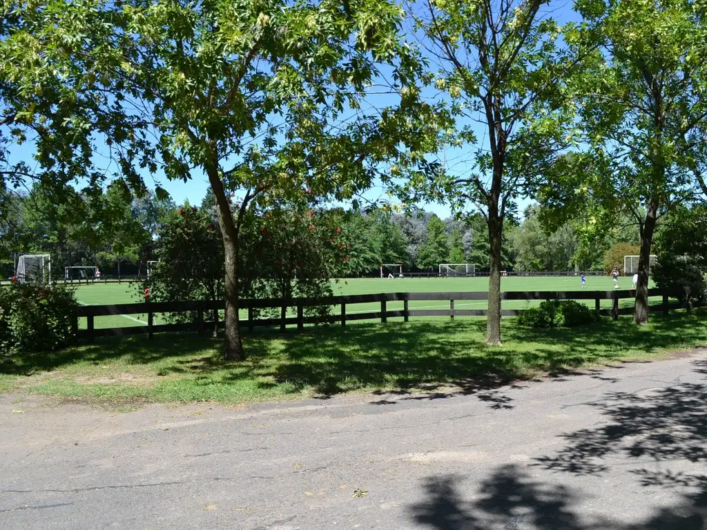 EXCELENTE TERRENO CON PILETA - Foto 15