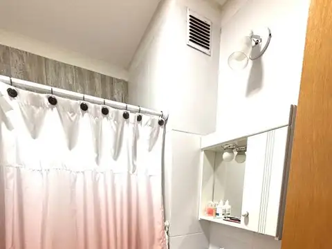 Venta monoambiente con SUM, parrilla y laundry