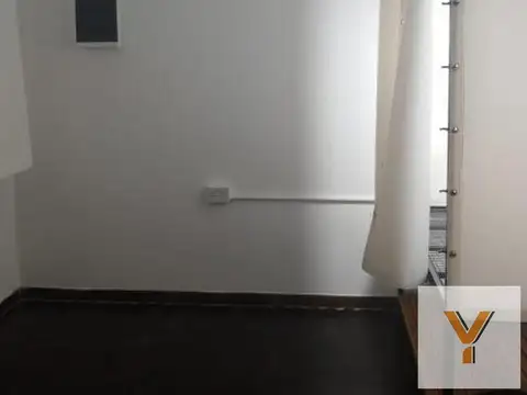 Casa 6 ambientes con 1 baño
