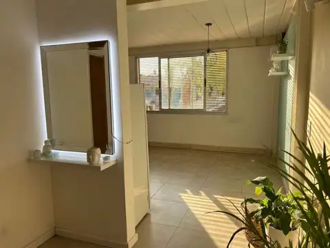 Oficina 2 ambientes con 1 baño
