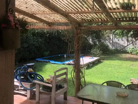 Casa en Venta en Los Robles del Monarca, USD 130.000