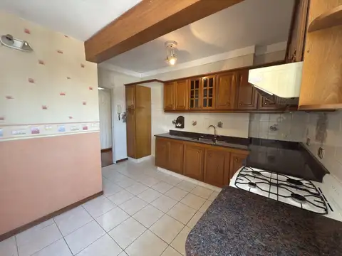 VENTA DEPARTAMENTO 4 AMB. CON COCHERA CABALLITO