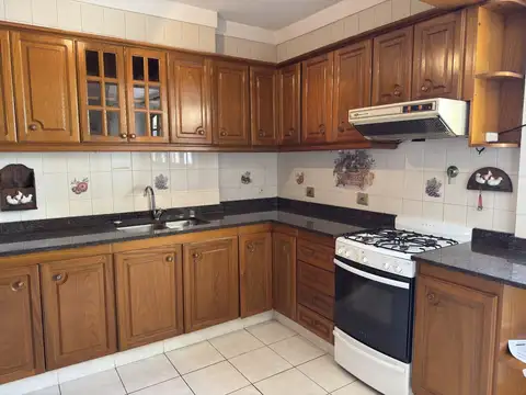 Bacacay 2100, Piso 7