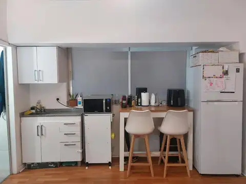 Uruguay e/ Avenida Córdoba y Paraguay