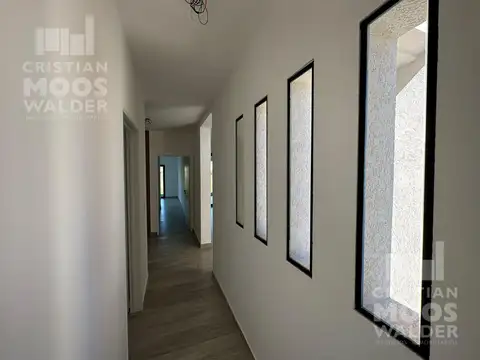 Casa en Venta en Pilar del Este - Santa Elena, USD 187.000