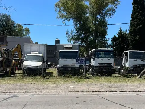 Terreno de 611 m² en Venta en Villa Udaondo Sobre Colectora y El Zorzal