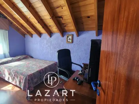 Casa 5 ambientes con 3 baños