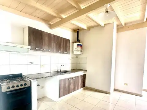 Departamento en Alquiler en Banfield, $ 460.000