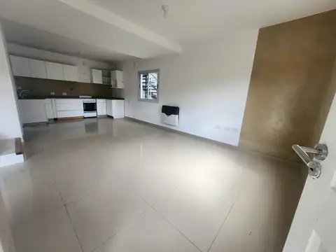 DÚPLEX EN VENTA 3 DORMITORIOS APTO CREDITO