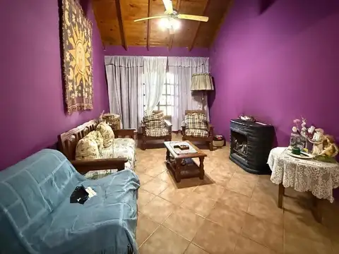 Casa en Venta en Rafael Calzada, USD 170.000