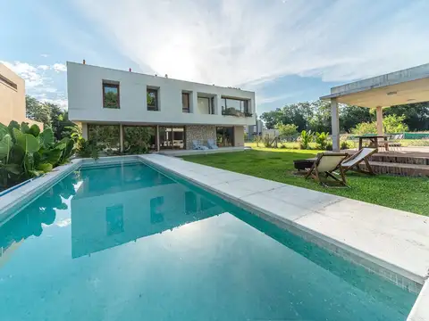 Casa 6 Amb Club Priv Loma Verde Escobar