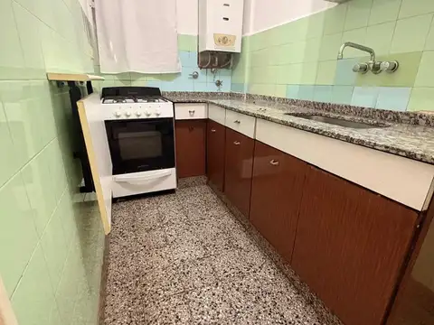 Departamento en Alquiler en Parque Las Heras, $ 600.000