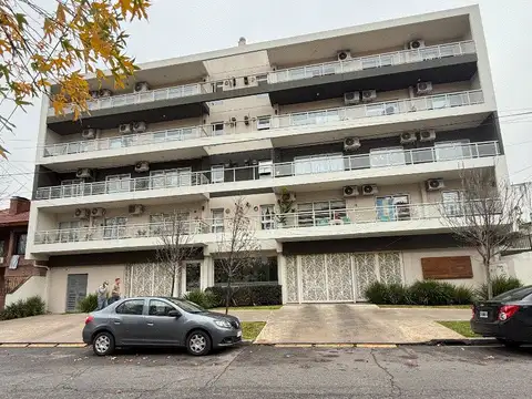 Venta Departamento 3 Ambientes c/ cochera y baulera