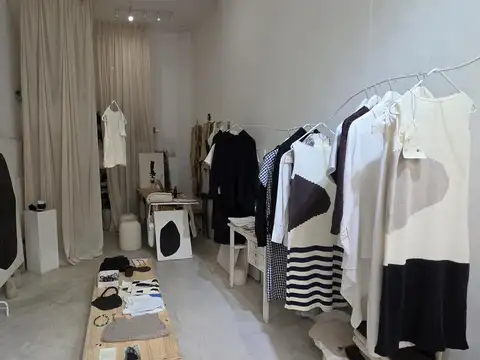 Local en Venta 60 años