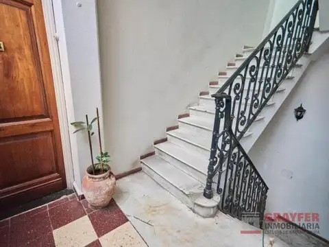 Depto Tipo Casa 4 ambientes con 2 baños