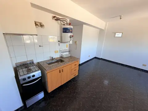 Departamento en Alquiler en Moron Sur, $ 300.000