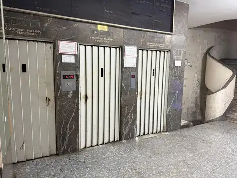 Oficina a la venta Once