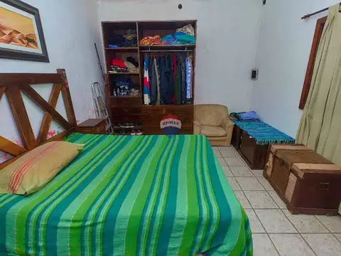 CASA EN VENTA FLORENCIO VARELA PARQUE PILETA