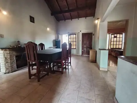 Casa en Venta con 1 cochera