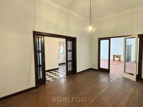 Casa en Alquiler en Zona Centro, Salta