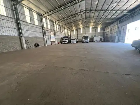 Espacio en Galpón en Pque ind Quilmes Viejo Bueno.
