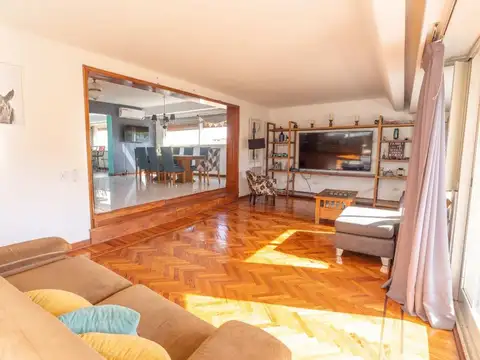 Departamento en Venta en Flores, USD 599.990