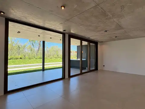 Venta | Casa a estrenar en una planta con 3 dormitorios y pileta | Acacias, Puertos