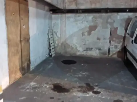 Oportunidad Cochera en Barrio Martin Necochea 1320