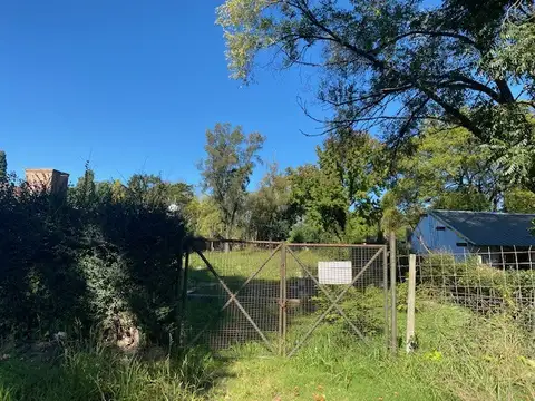 Terreno en Venta 30  mts Fondo