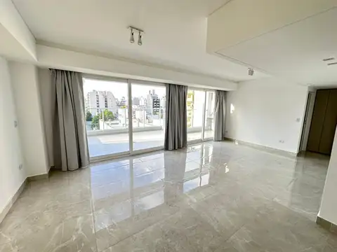 DEPARTAMENTO MONOAMBIENTE DIVISIBLE A ESTRENAR AL FRENTE CON BALCÓN TERRAZA Y PARRILLA