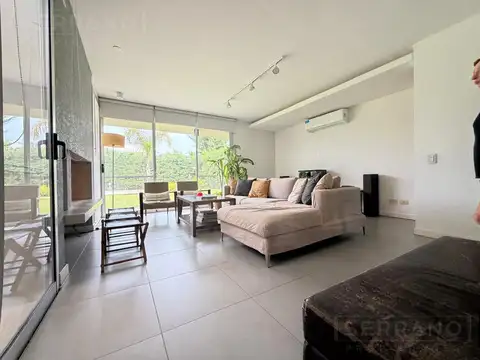 Casa en Alquiler de 3 dormitorios