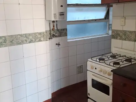 Departamento en Alquiler en Almagro, $ 690.000