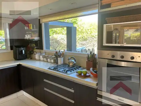 Casa en Venta al Este
