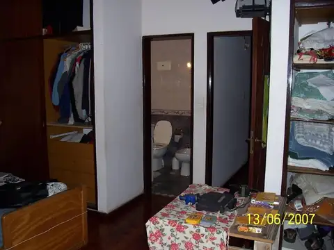 Casa. San Cristobal, Saavedra  total. Ideal HOSTEL