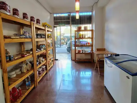 LOCAL A 50 MTS DE AV MAIPU - VICENTE LOPEZ 