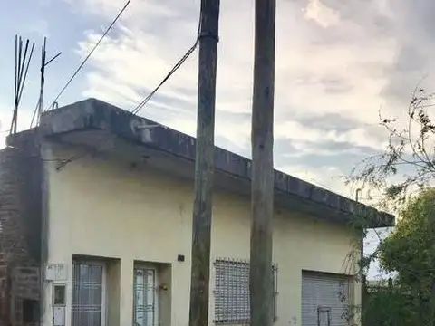 Casa en Venta - Luis Guillon