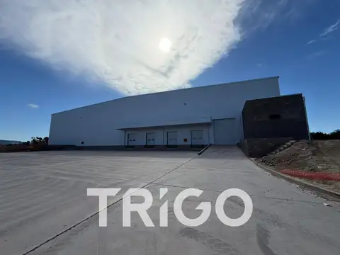 Nave Industrial y logistica en alquiler Acceso Oeste y Camino del Buen Ayre Predio cerrado seguridad