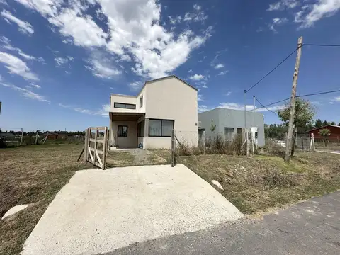 Casa en Venta en Campana, USD 95.000