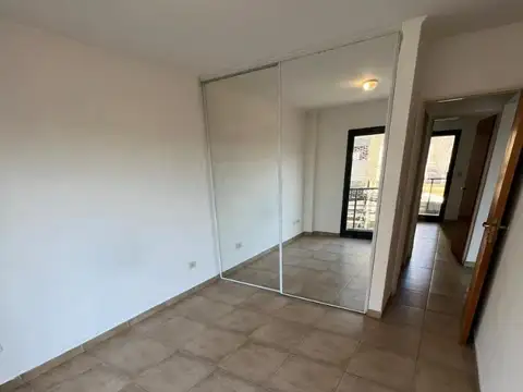 DEPARTAMENTO 3 AMBIENTES CON COCHERA