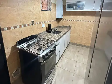 Casa - Venta - Argentina, Lanús - LOMAS VALENTINAS 424