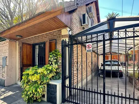 Casa - Venta - Argentina, Lanús - LOMAS VALENTINAS 424